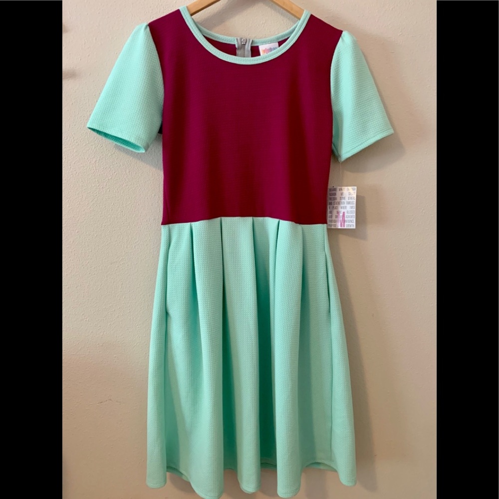 LuLaRoe Amelia